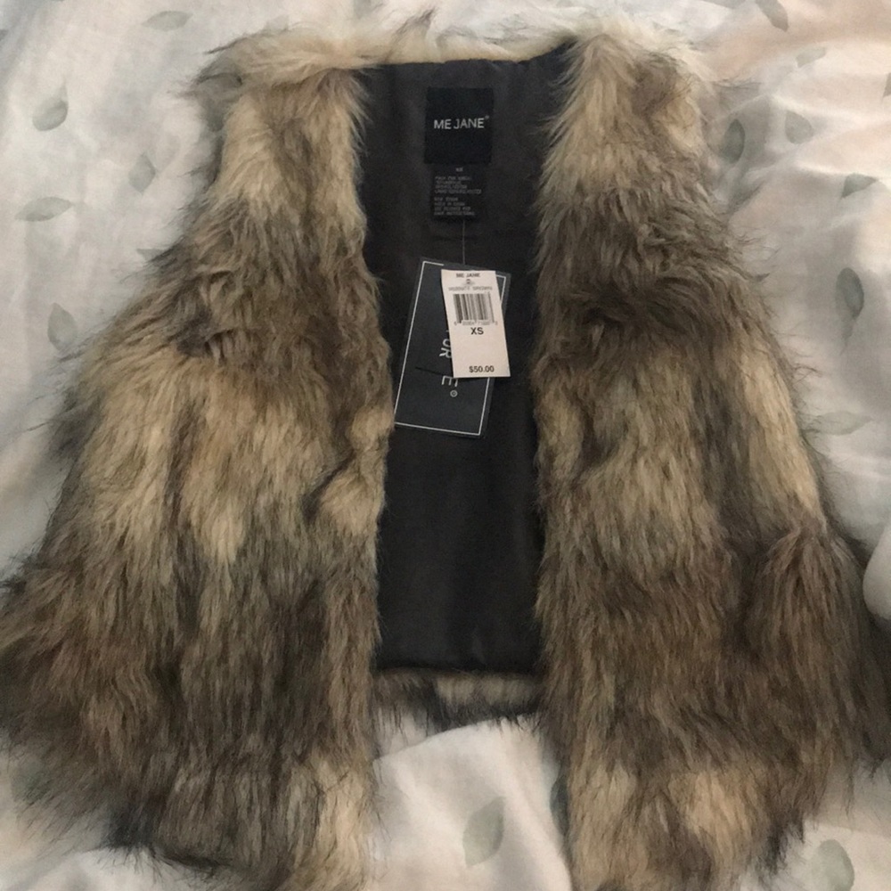 Me Jane fur vest